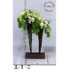 Jarní dekorace v moderním květinovém designu bílých kamélií