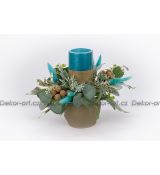 Vánoční svícen s tyrkysovými odstíny lagurusu a rustikální svíce