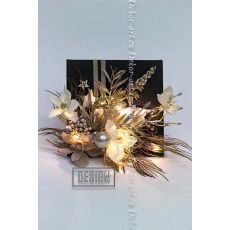 Luxusní vánoční obraz, květy zasněžených magnolií na černém plátně s LED světlem