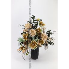 Stylový design s květy žlutých magnolií